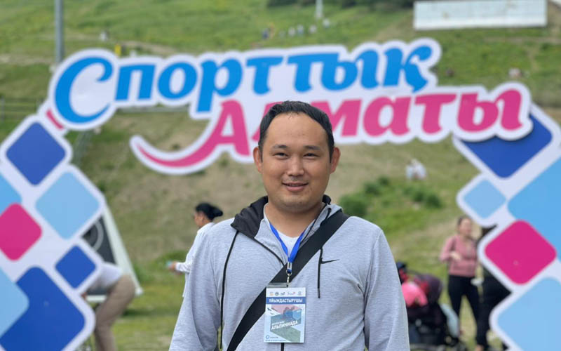 Алматинцы покорили пик Нурсултан в честь Дня столицы РК